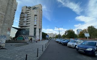 Spațiu comercial 493 mp utili | Locație centrală | Vizibilitate excelentă | - Poză 8