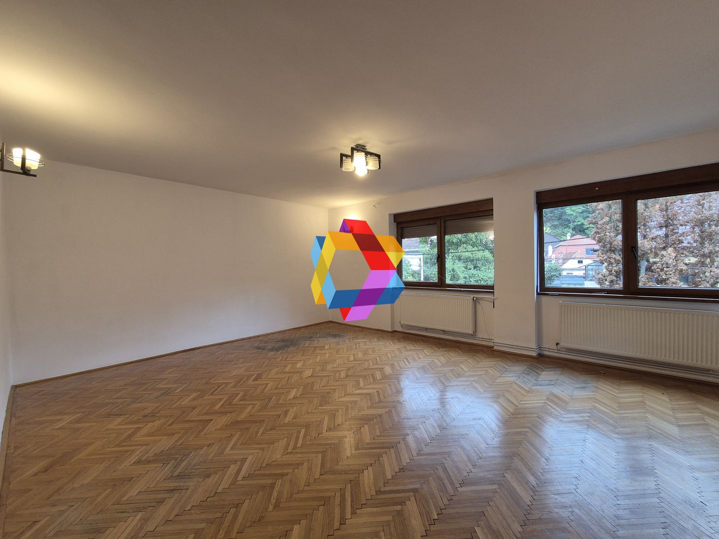 Casa 270mp zona centrala - Poză 10