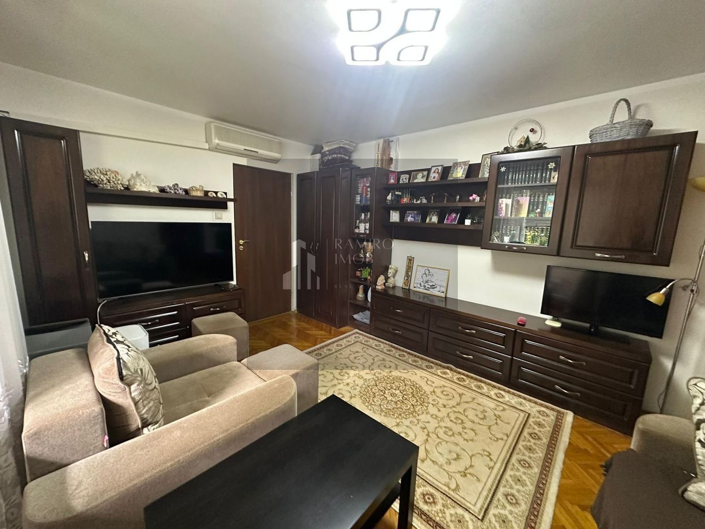 3 camere zona Bd Alexandru Obregia/CENTRALA/PARCARE - Poză 4