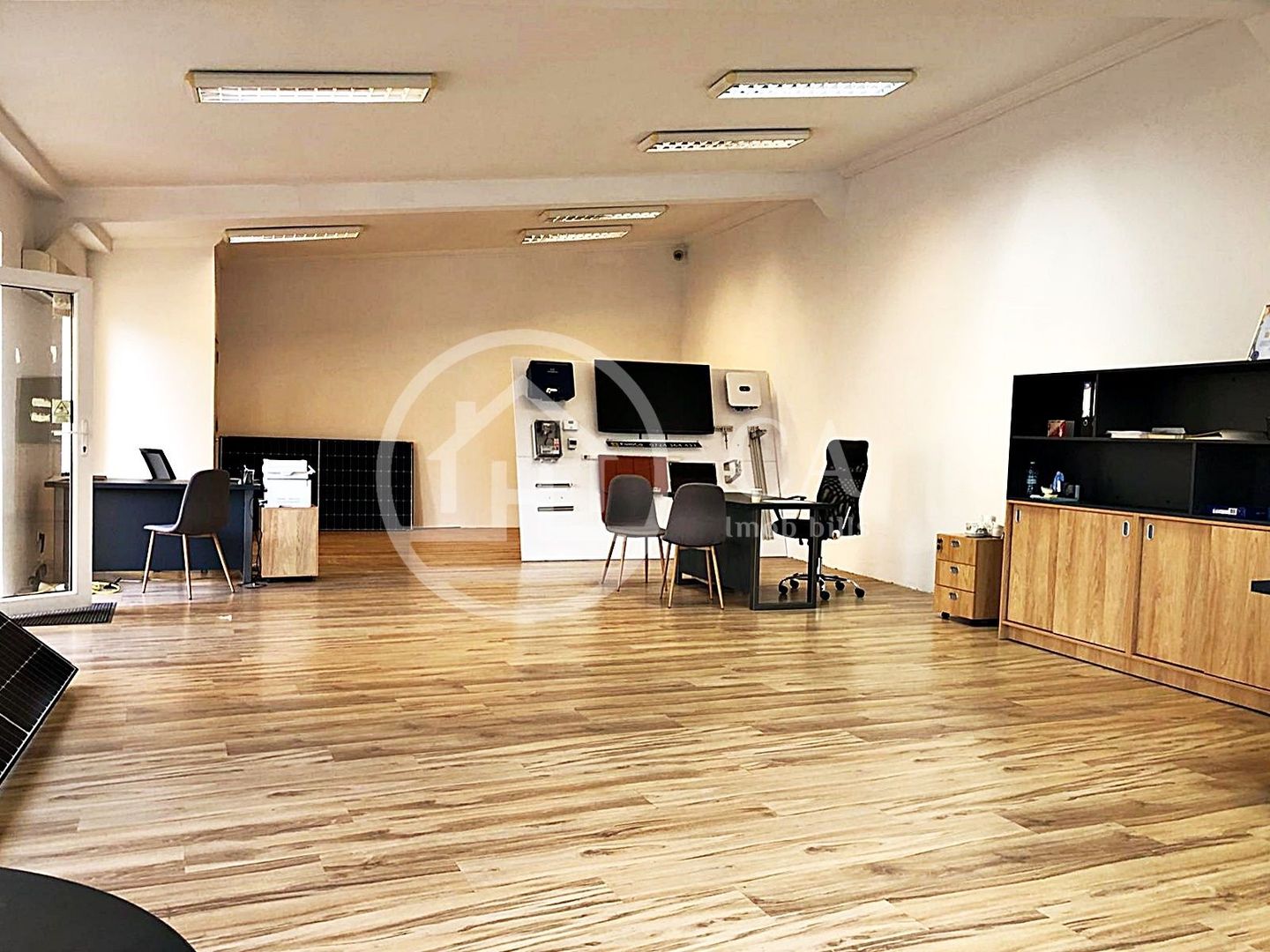 Spatiu comercial de inchiriat in zona Decebal, Oradea - Poză 2