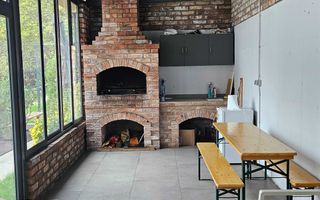 Inchiriere apartament 2 camere,lux, mobilat, loc de joaca si barbeque - Poză 7