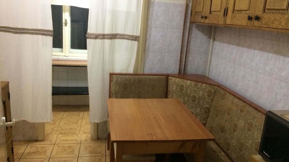 Decomandat si spatios zona Girocului - Poză 3