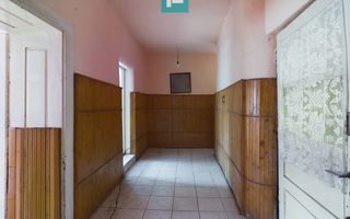 Casă cu 3 camere de vânzare în Bujac - Poză 3
