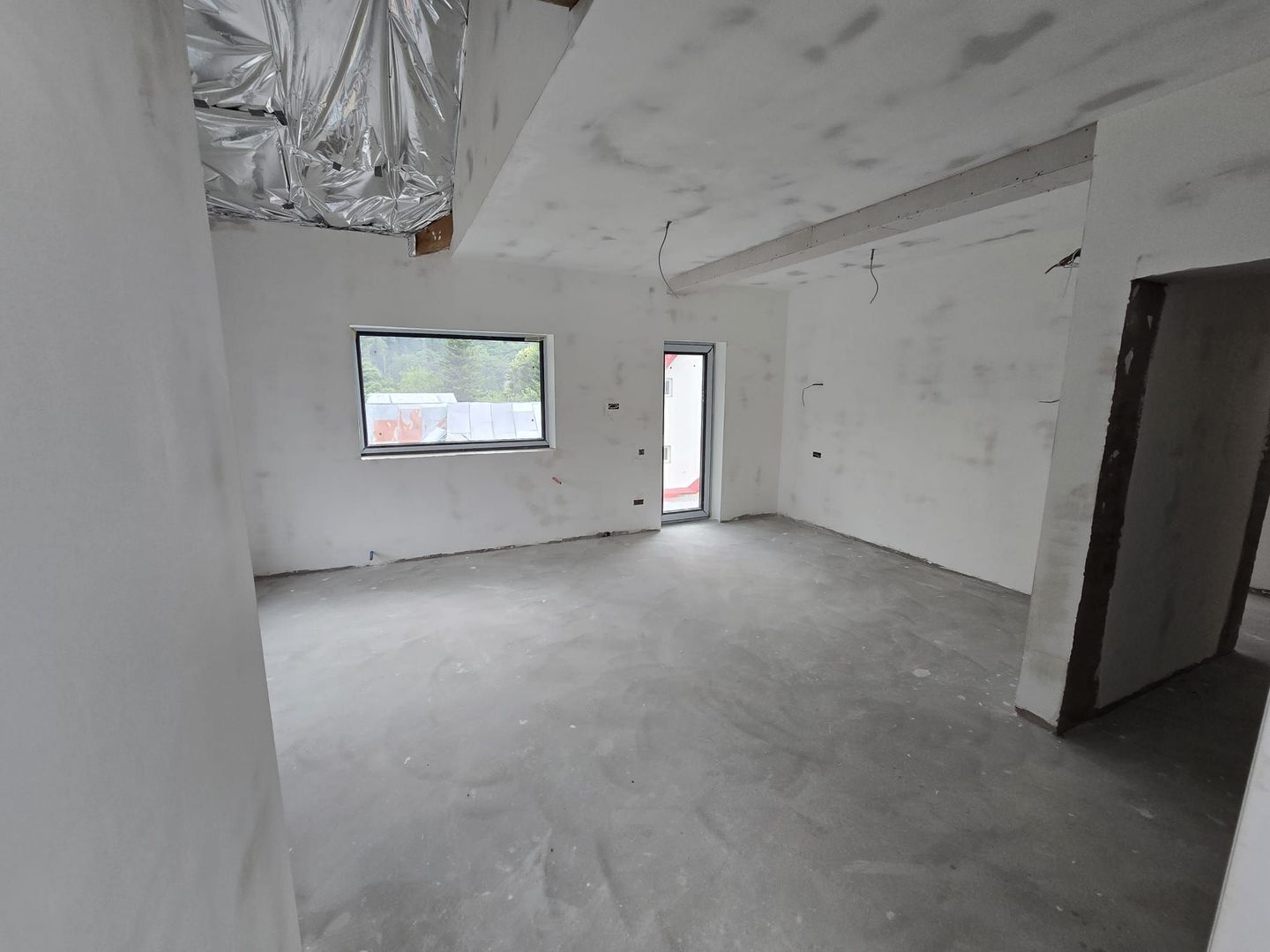 Apartament cu 4 camere 125 mp cu vedere la munti - Busteni - Zamora - Poză 3