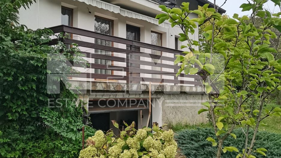 Casă/Vila + Teren 13 Ari de Vânzare |Lisaura/Suceava I 260.000Euro - Poză 28