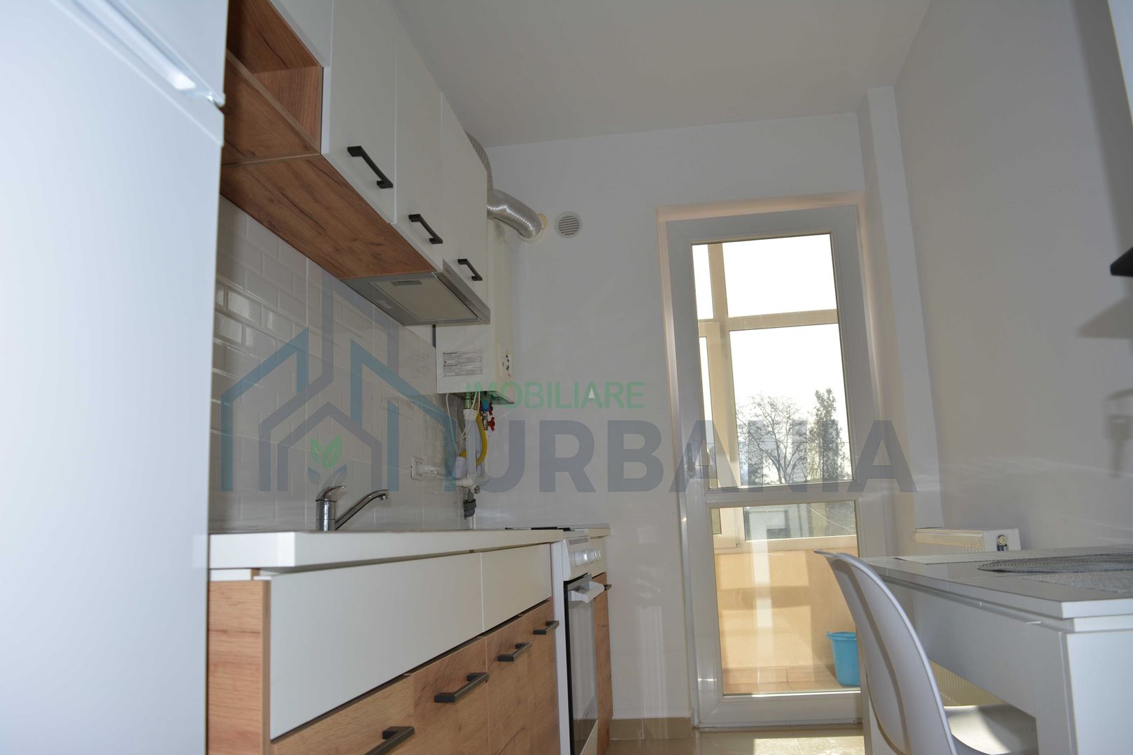 Apartament cu 2 camere, Valea Lupului, la 3 minute de Mall Moldova - Poză 4