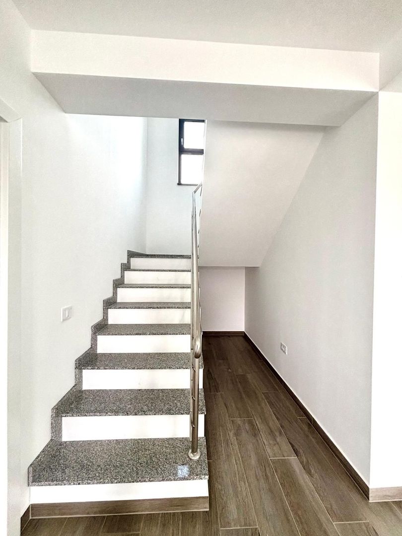 Casa individuala - 4 camere - pozitie excelenta - Sacalaz - Poză 8