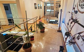 🏡 Casă deosebită – 2 unități locative, 6 dormitoare, zona Albert - Poză 32