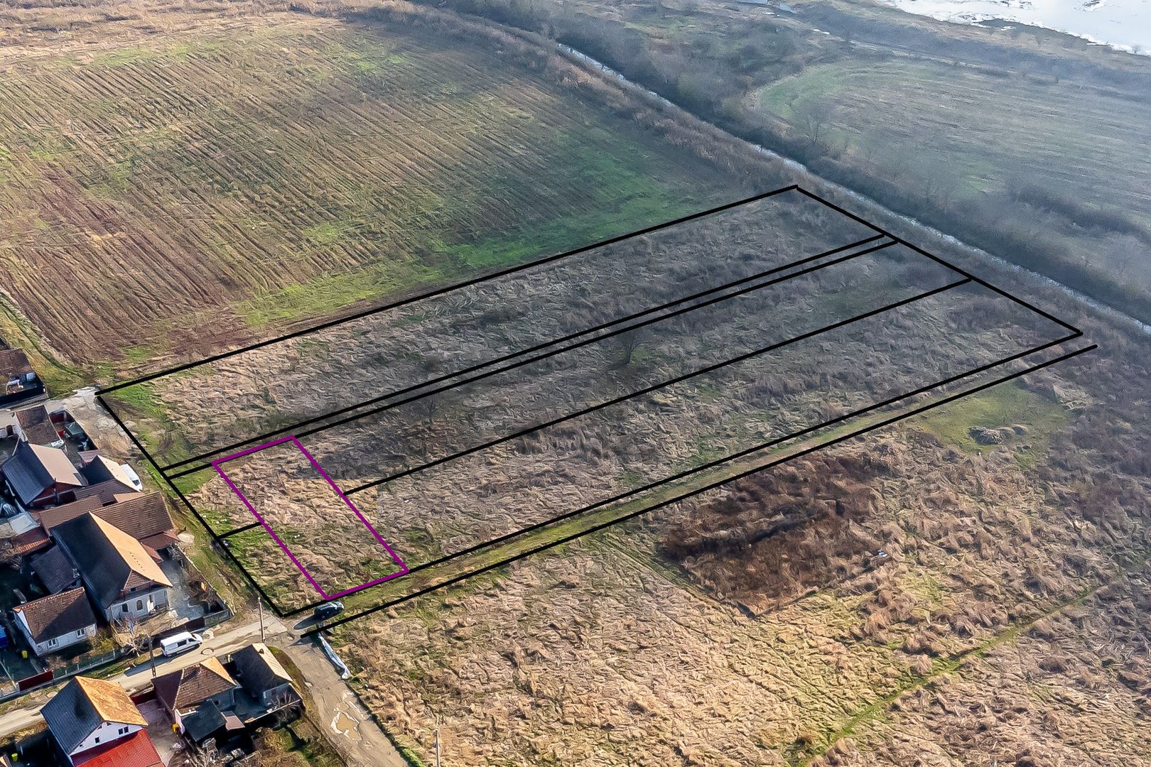 Pret redus Teren generos intravilan la 3 km de Primaria Arad - Poză 2