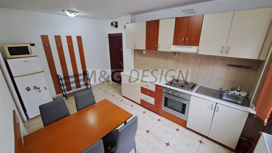 Gh. Lazar - Favorit, 2camere semidecomandat, et 3, centrala gaz, AC - Poză 1