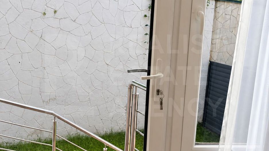 Chirie, casă, 4 camere, Strada Calea Iesilor, Buiucani - Poză 3