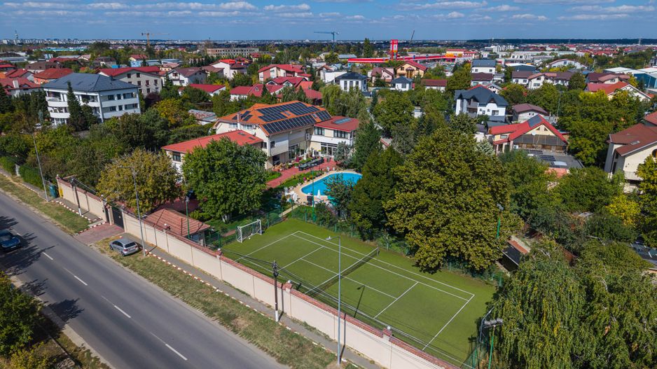 Resedinta premium| Teren de tenis | Piscină încălzită | Infrastructură completă! - Poză 36