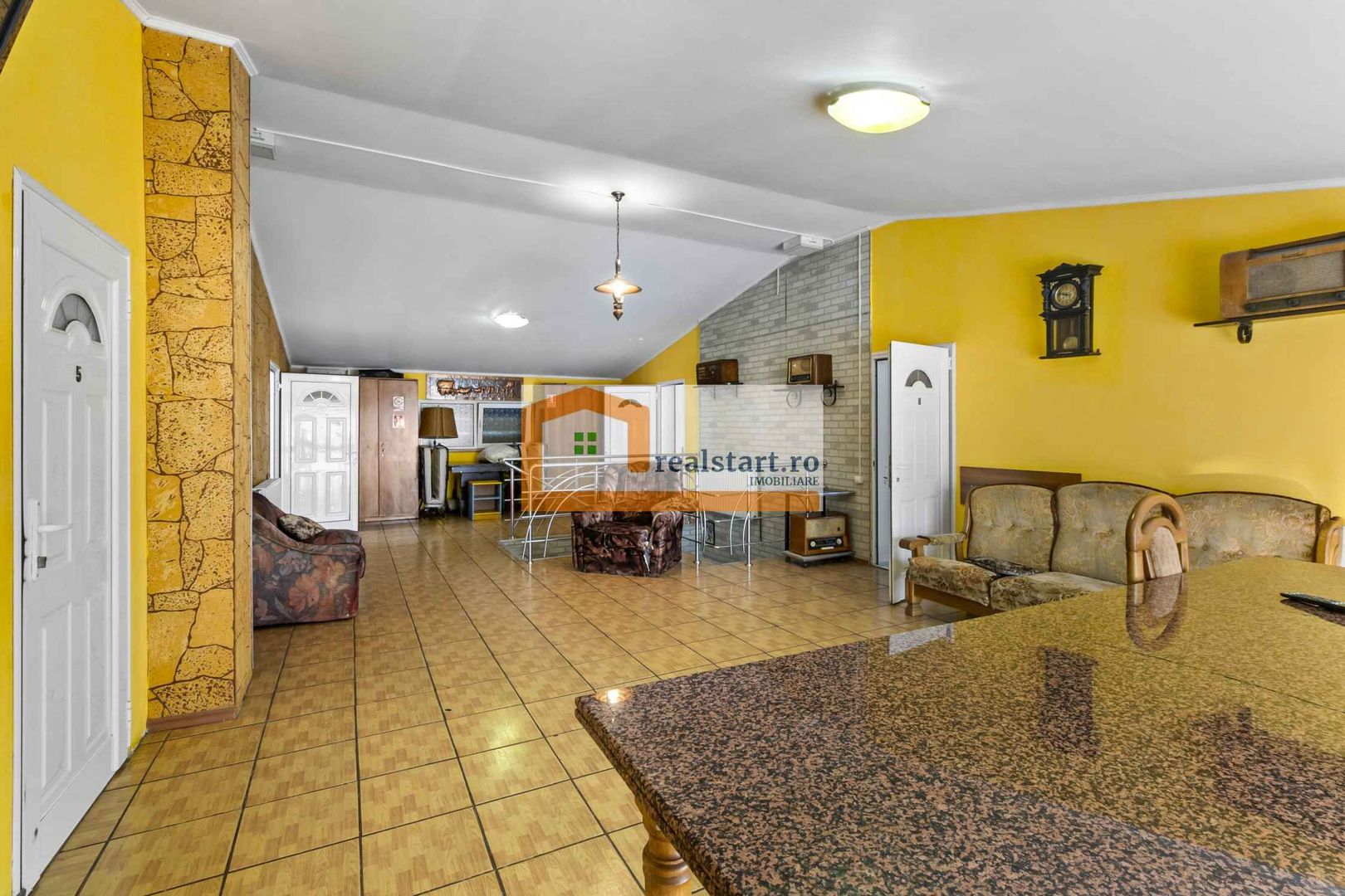 Cladire Multifunctionala - Ideal Investitie - 700mp cladire - 1590 mp teren - Poză 13