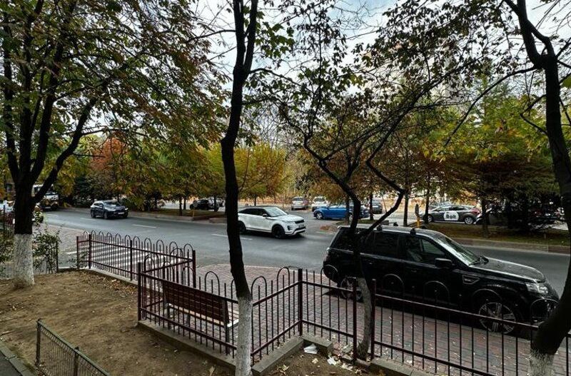 Apartament /Spatiu Birou Baba Novac Parter-Stradal - Poză 1