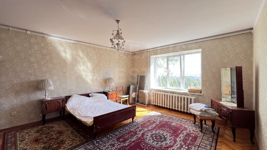 Vânzare, casă, 3 nivele, 5 camere, Strada Bucuria , Ciorescu - Poză 5