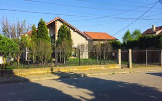 Casa individuala de vanzare, Cetate - Poză 1