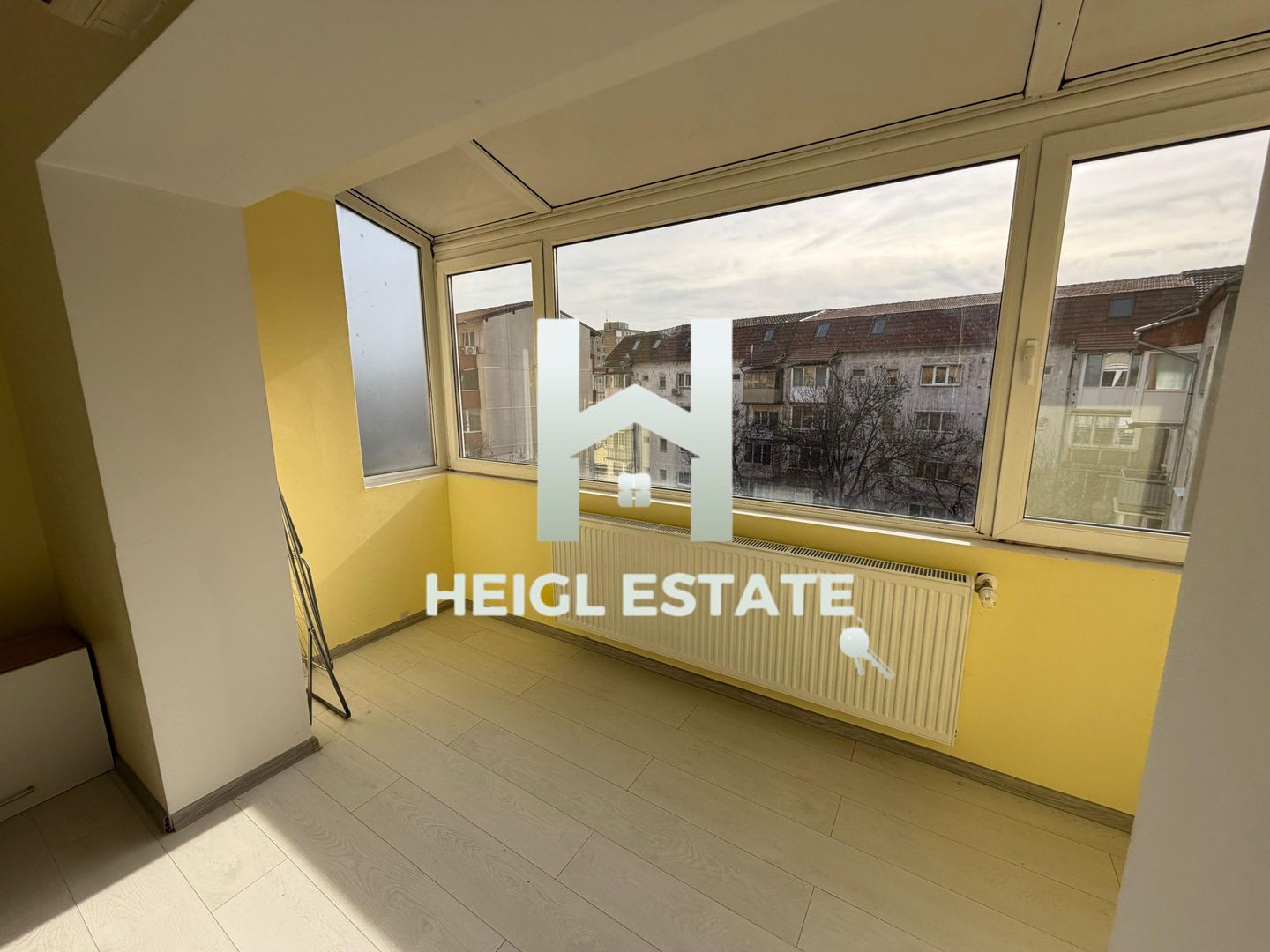 Apartament decomandat cu 3 camere si 2 balcoane in zona Sagului - Poză 7