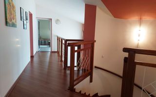 Vila cu 9 camere in zona SpitaluluiJudetean - Poză 12