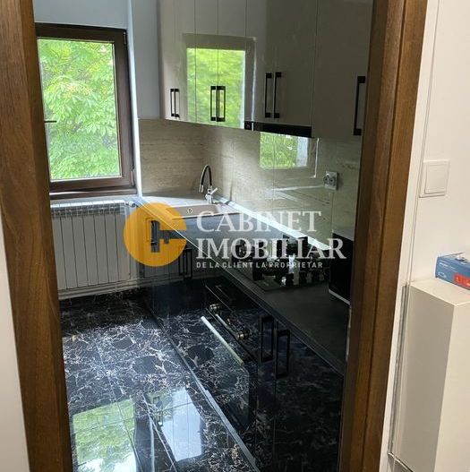 PODU ROS - 3 CAMERE - ETAJ INTERMEDIAR - RENOVAT SI MOBILAT - Poză 5