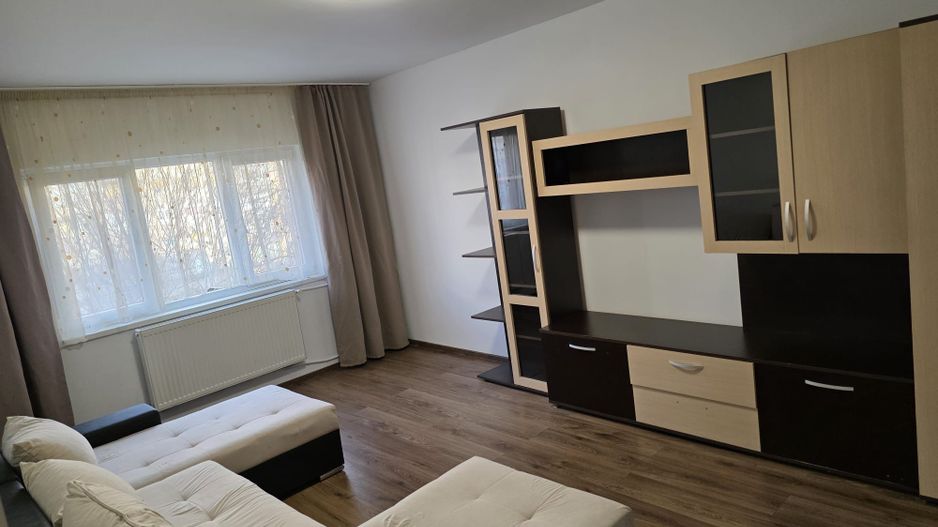 Inchiriere apart. 2 cam. pe B-dul Nufărului, nr.71, Oradea - Poză 1