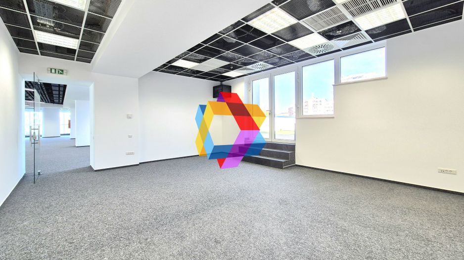 Spatiu de birouri ultramodern Brașov - 367 mp + Teresa 240 mp - Poză 13