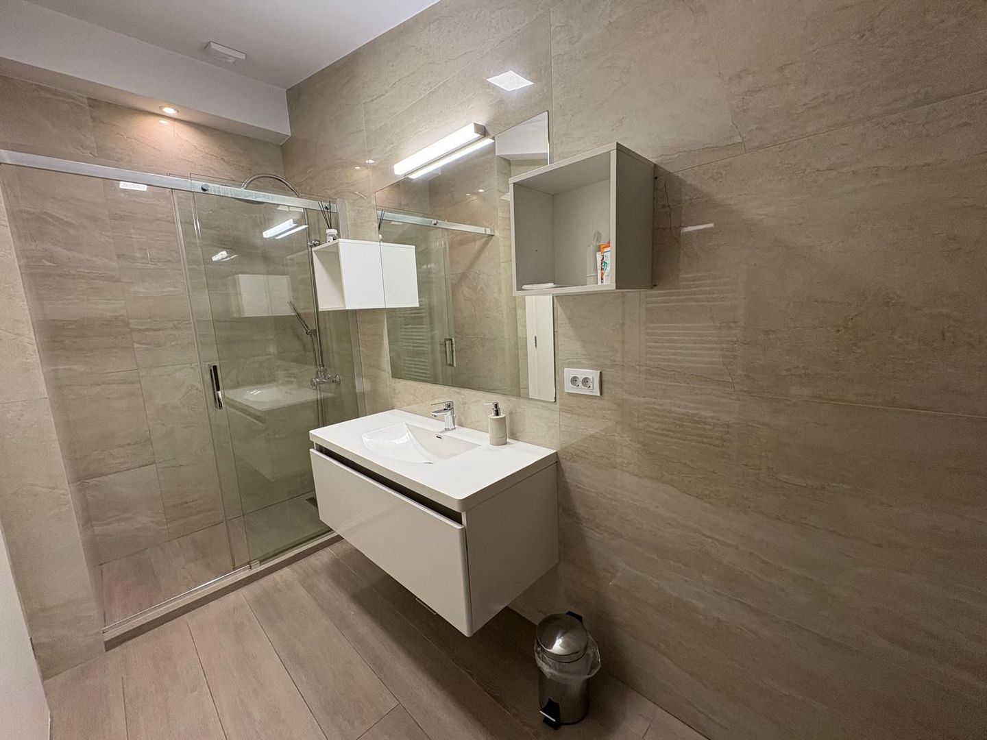 AP. 3 CAMERE BRANCOVEANU, PRIMA INCHIRIERE, LOC PARCARE, BLOC NOU - Poză 14