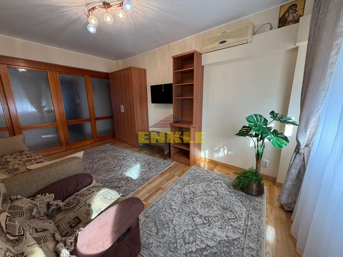 Apartament 4 camere – 92 mp utili – Zona Bazar - Poză 1