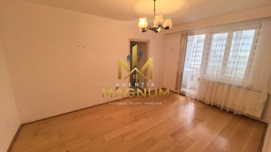 Apartament 3 camere de vânzare | Cuza Vodă | Zonă liniștită - Poză 2
