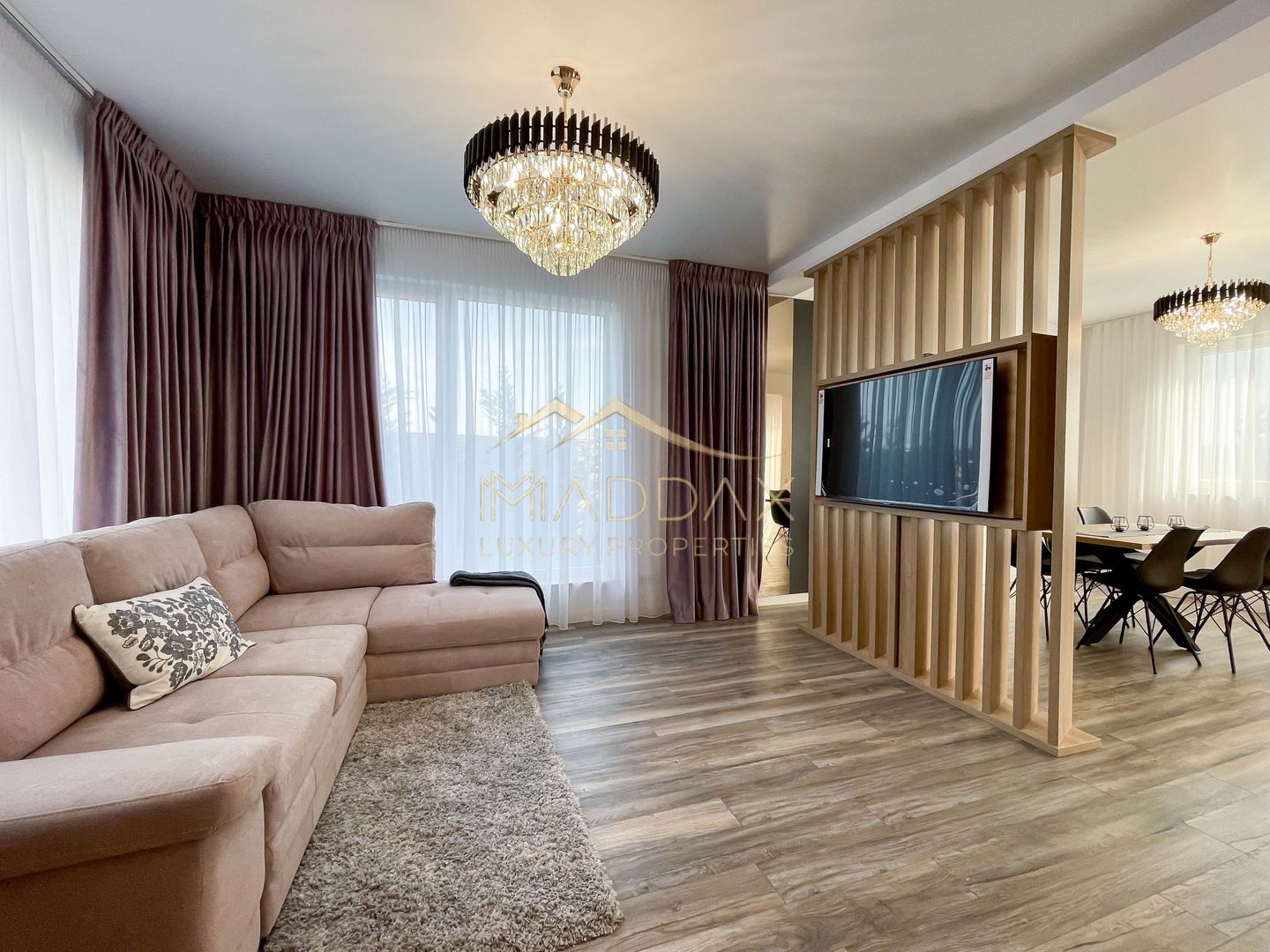 *** Vila 4 camere de vanzare II Nemobilata II Corbeanca - Poză 1