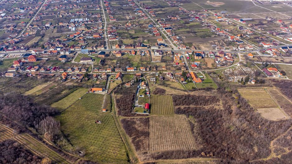 Teren intravilan în Șiria pe deal - Poză 4