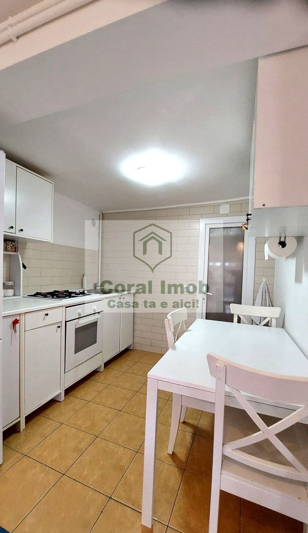 Casa de vanzare,curte individuala, centrala, in Andronache, Gherghitei - Poză 11