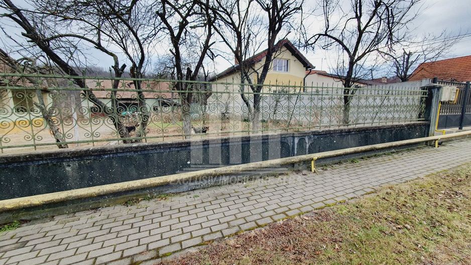 Teren cu constructie in Ciugud - Poză 1