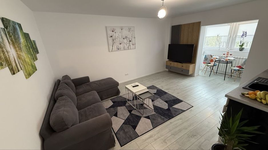 Apartament 3 camere, prima închiriere, loc parcare, Emil Botta - Poză 1