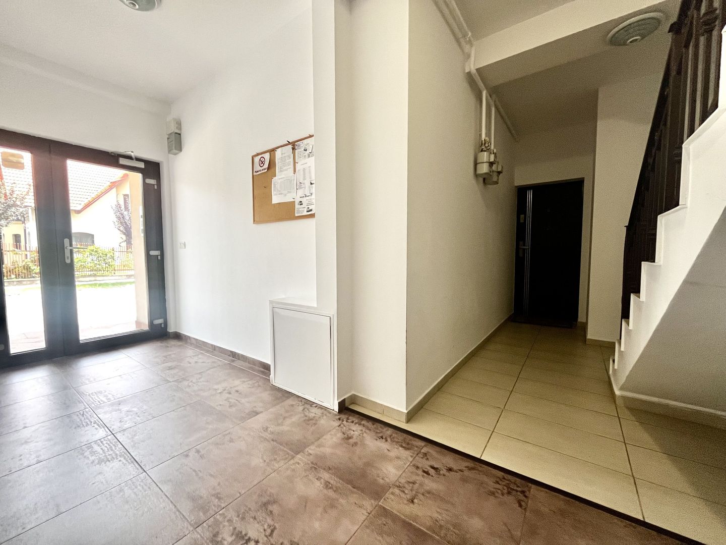 Apartament 2 camere, cu grădină proprie, la intrare in Dumbrăvița - Poză 14