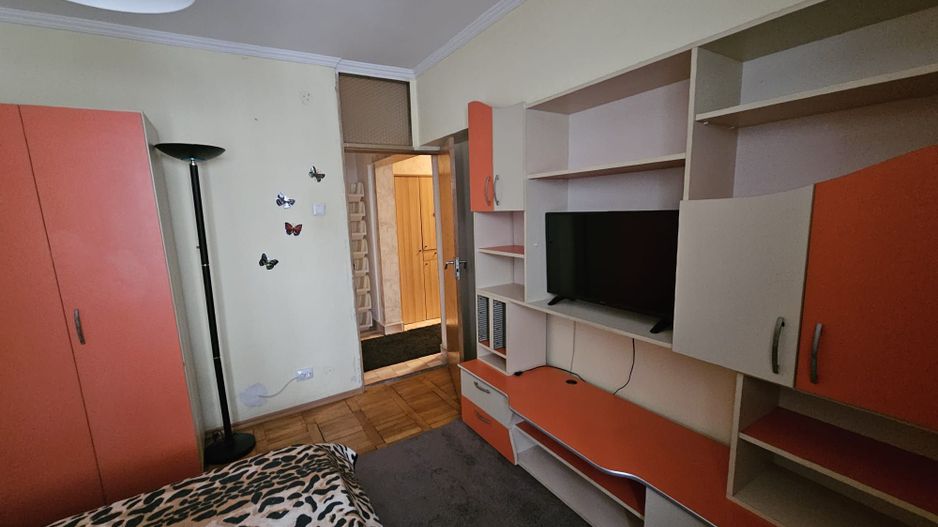 Apartament 2 camere, decomandat, Fratii Golesti - Poză 3
