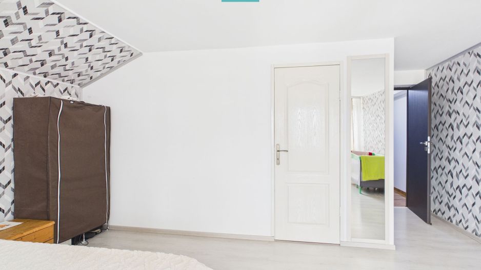 Casa plus spatiu comercial Dudestii Noi - Poză 32