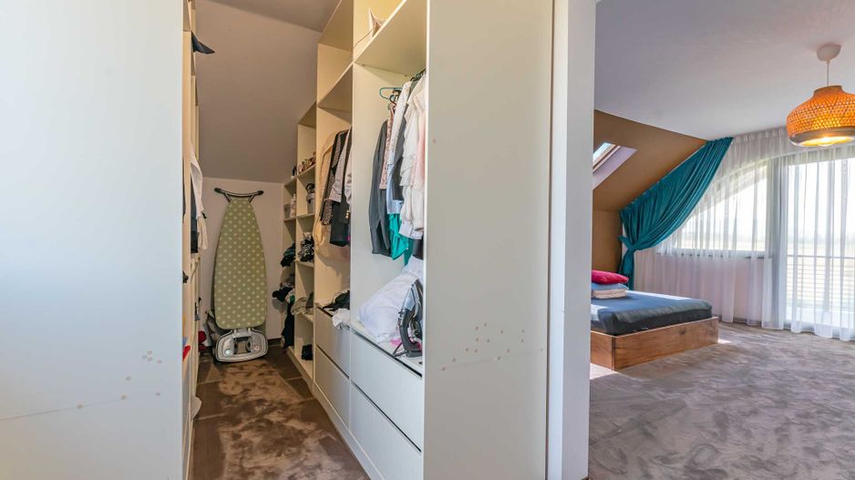 Casă individuală nouă, modernă, în Sânpetru, zona Triaj (Brasov) - Poză 16