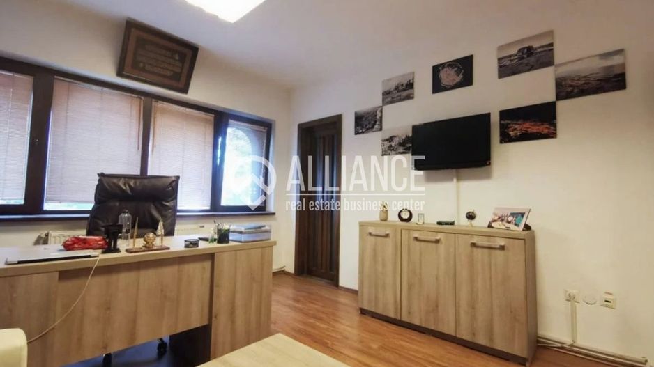 CENTRU (Cod 01) - Unicat, pe Bdul Mamaia cladire de birouri! - Poză 3