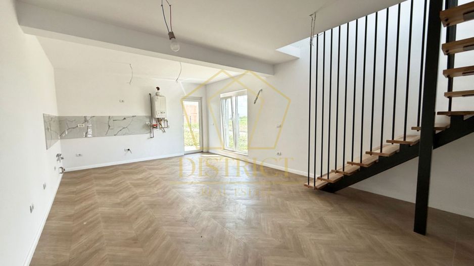 Duplex modern cu 4 camere | Covaci - Poză 1