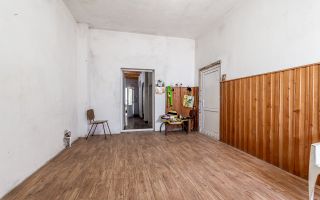 Casă, gospodărie cu teren de 1.345 mp în Galșa-Șiria - Poză 4