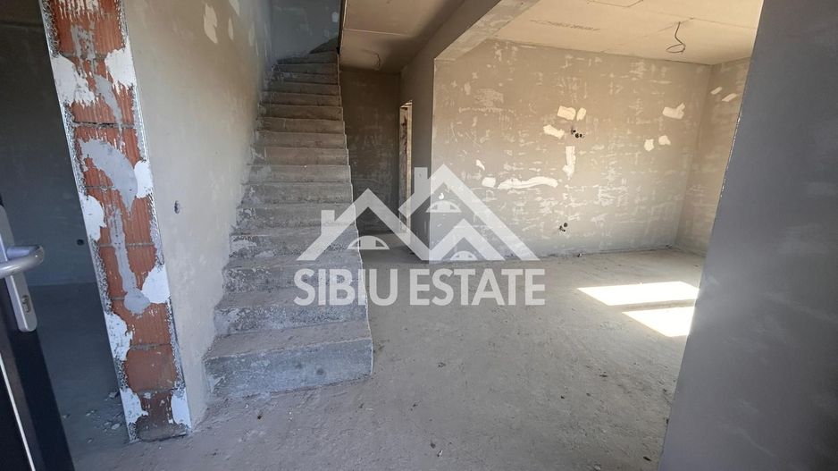 Casa duplex de vanzare 4 camere, 2 bai-s.u. 142 mp. PRET AVANTAJOS - Poză 9