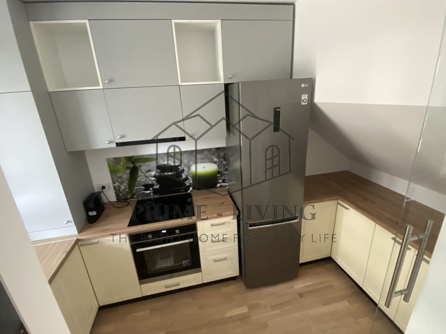 VILA COMPLET MOBILATĂ  LA INCHIRIERE, IN COMPLEX REZIDENTIAL - Poză 5