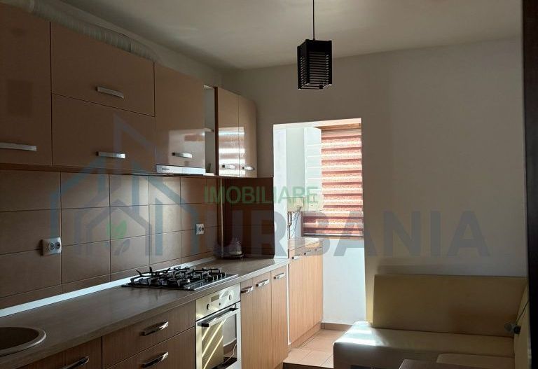 Apartament 3 camere de inchiriat, cartier Tatarasi, etaj 3/4, loc de parcare inclus - Poză 6
