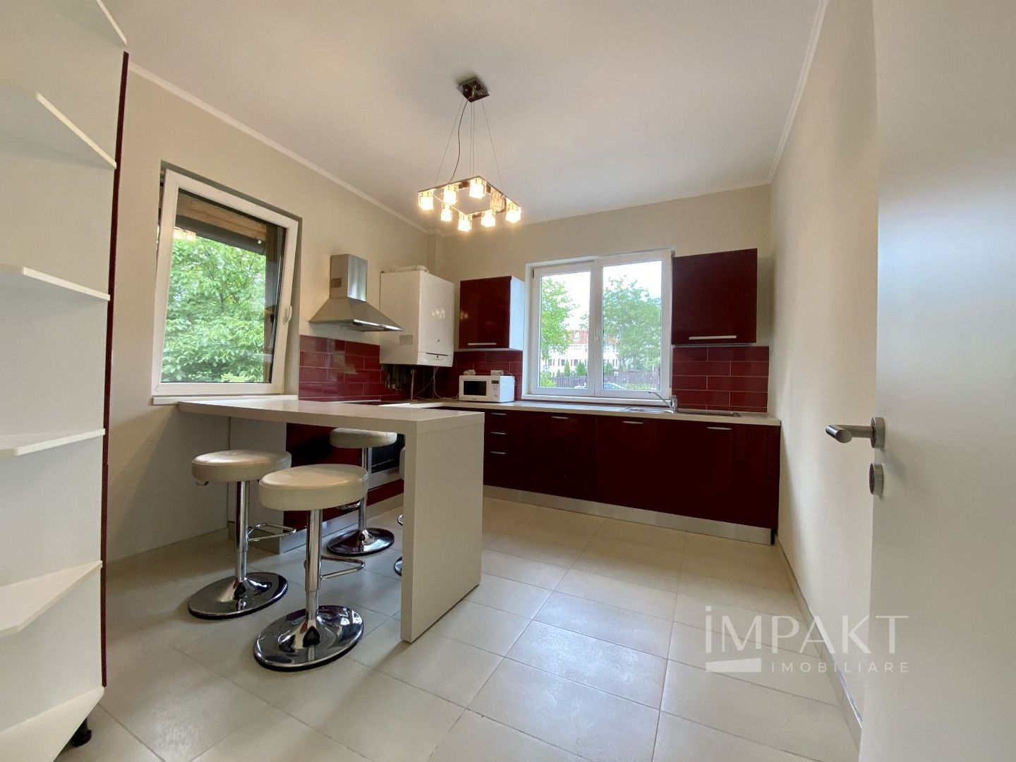 Apartament in vila pe 2 etaje, 175 mp, cartierul Andrei Muresanu/ Parcul Engels - Poză 5