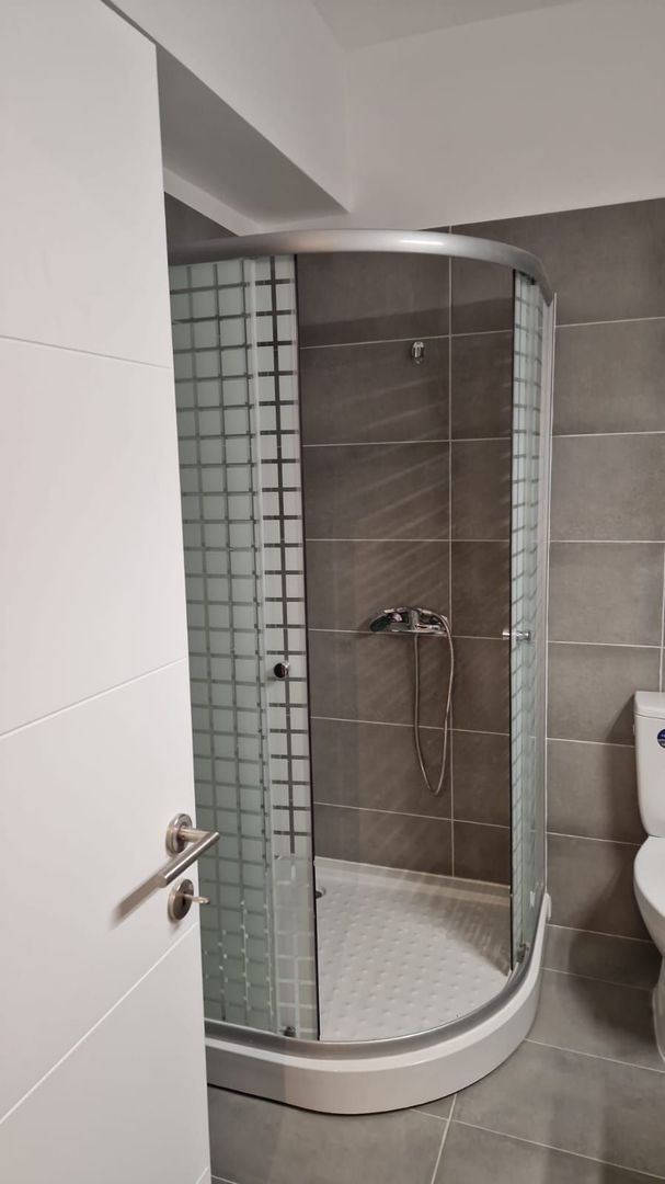 Inchiriere garsonieră-Aparatorii Patriei- Centrala proprie - Poză 7