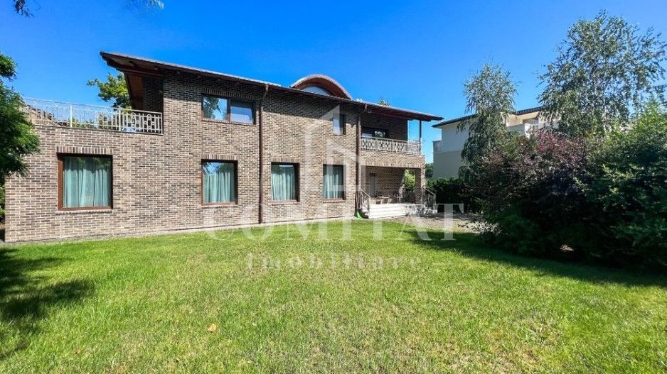 Vilă cu 6 camere de închiriat în cartierul Faget - Poză 1