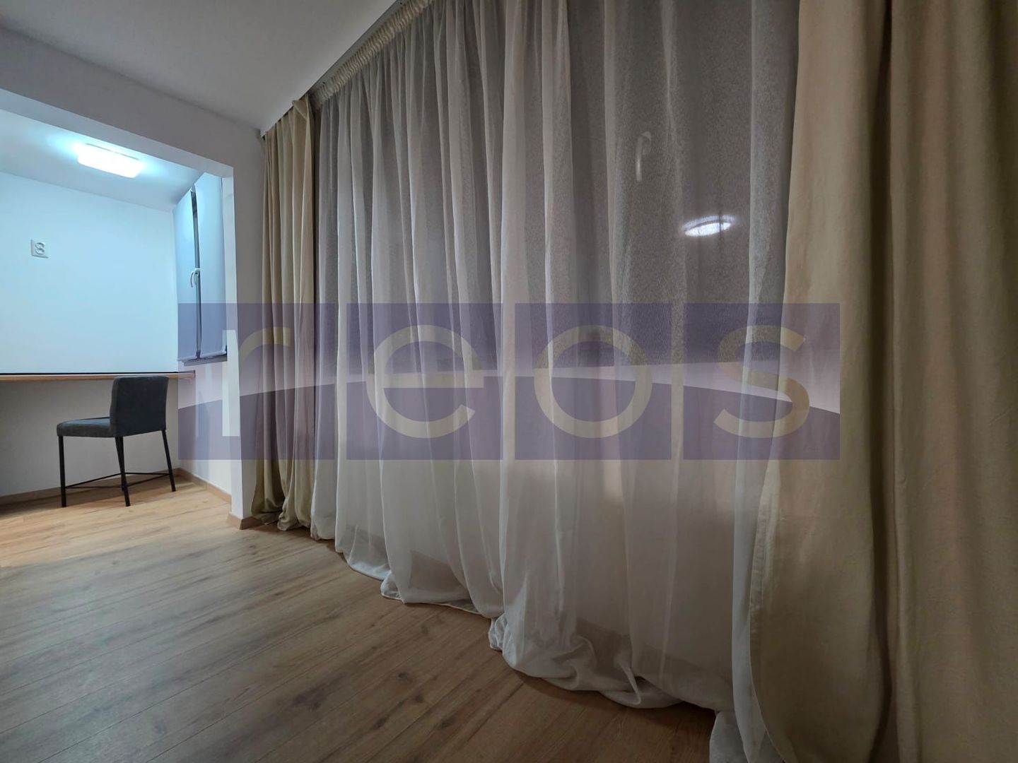 VANZARE 2 CAMERE -SEMIDECOMANDAT -TIMPURI NOI - Poză 11