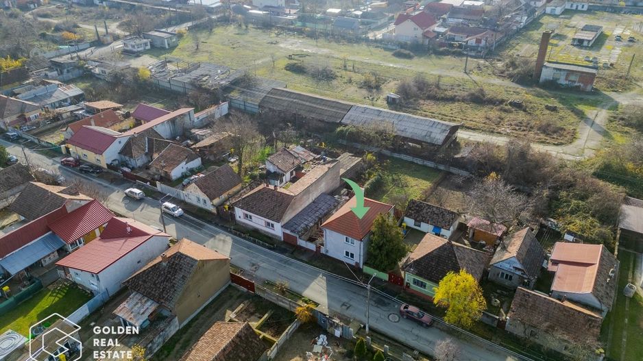 Casa cu teren de 569 mp, zona Confectii Cadas comision 0% - Poză 14