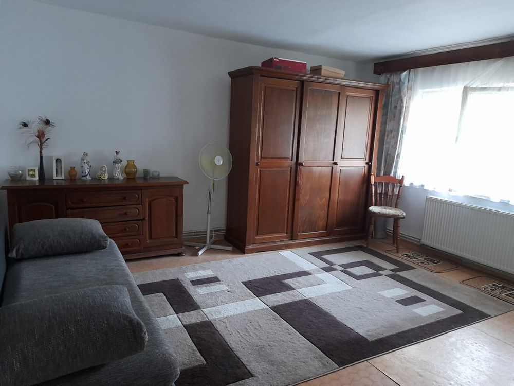 Apartament 3 camere 2 băi pe drumul careiului - Poză 2