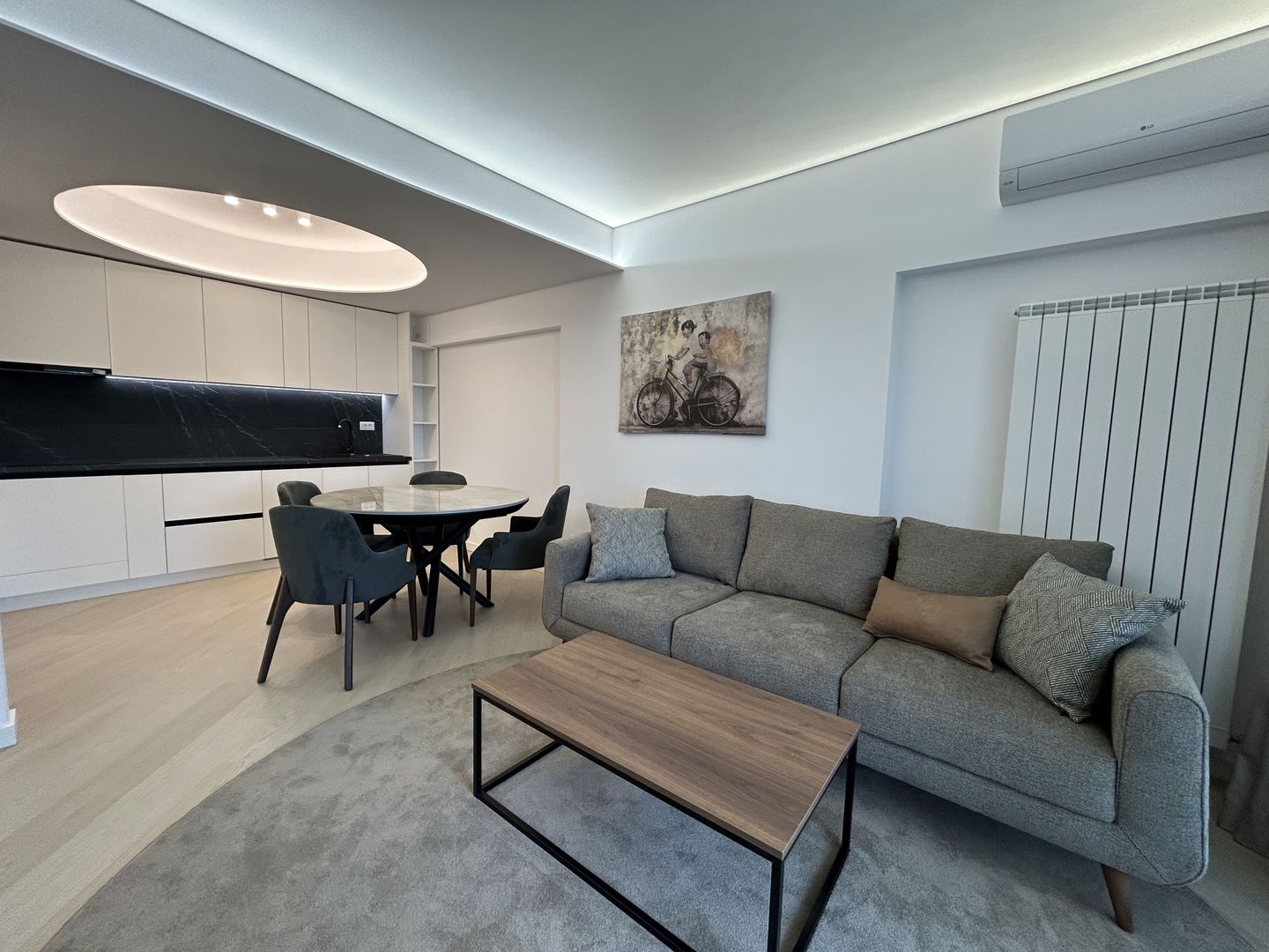 PRIMA INCHIRIERE | CORTINA PIPERA | PARCARE SUBTERANA | TERASA - Poză 1